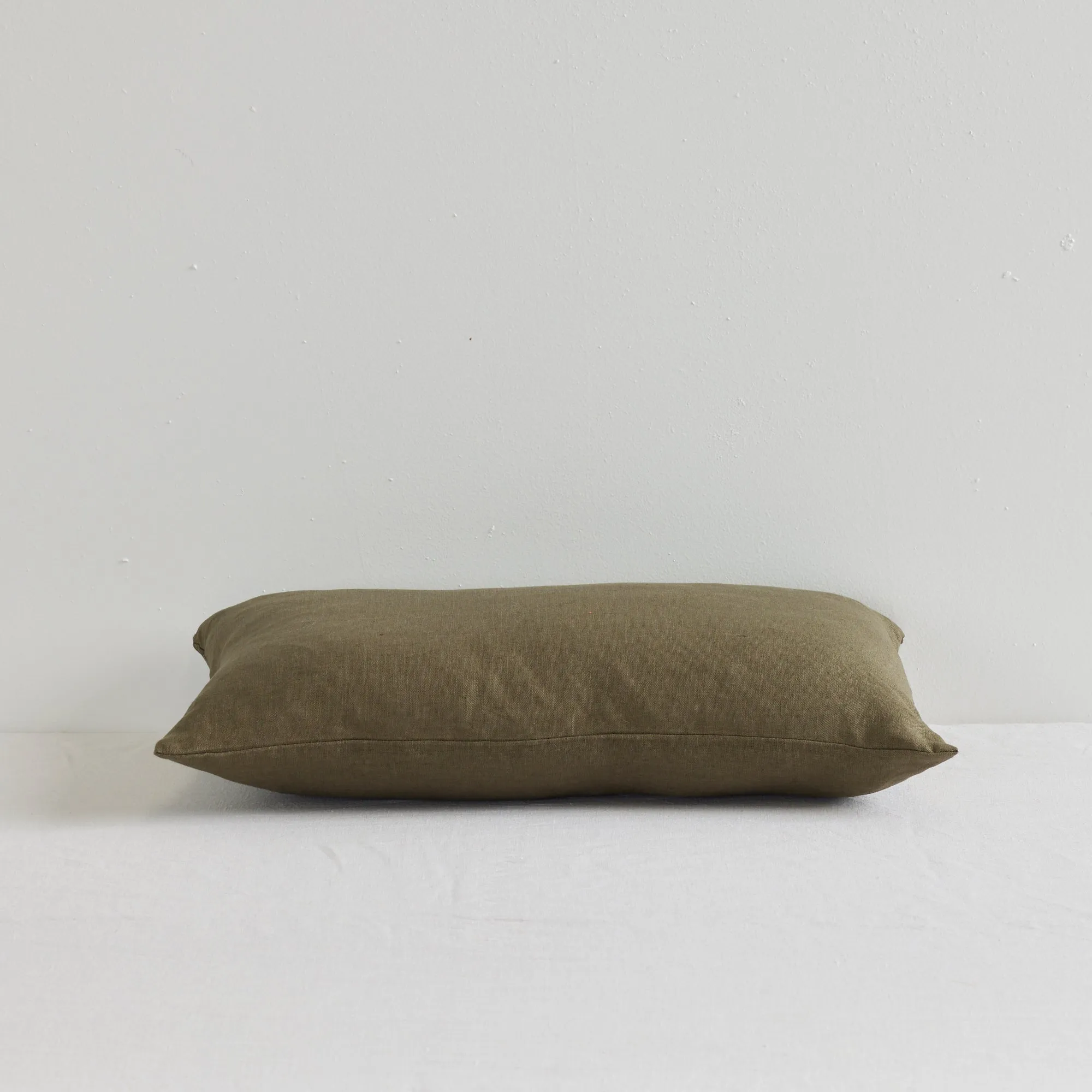 Jasper V2 Linen Cushion - Moss - 30x50cm