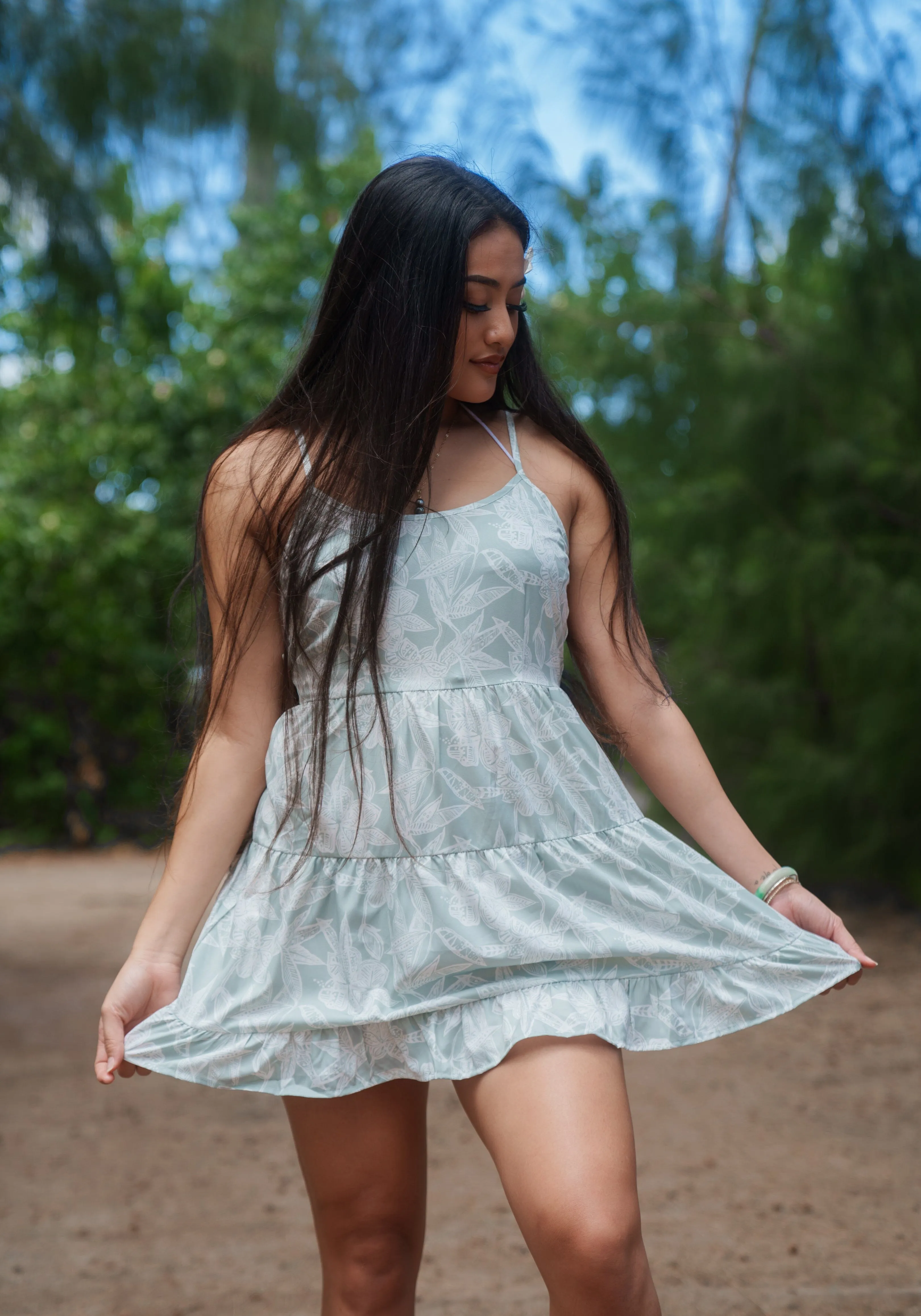 WOMEN'S GREEN FLORAL FLOWY DRESS